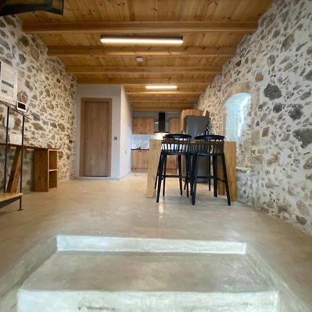 Stavlos Traditional Suite Atsipopoulo Екстериор снимка