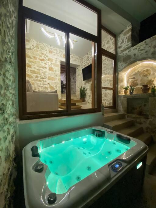 Stavlos Traditional Suite Atsipopoulo Екстериор снимка