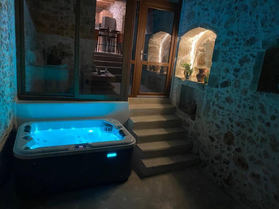 Stavlos Traditional Suite Atsipopoulo Екстериор снимка
