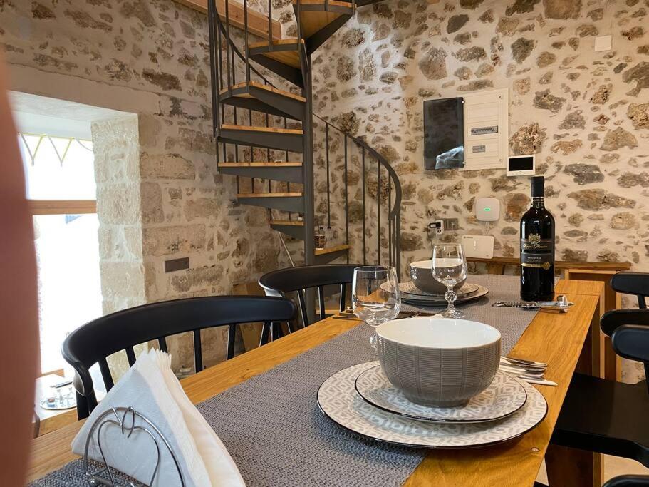 Stavlos Traditional Suite Atsipopoulo Екстериор снимка